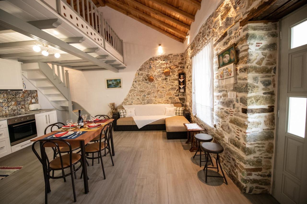 Oneiro Cottage Skopelos Buitenkant foto